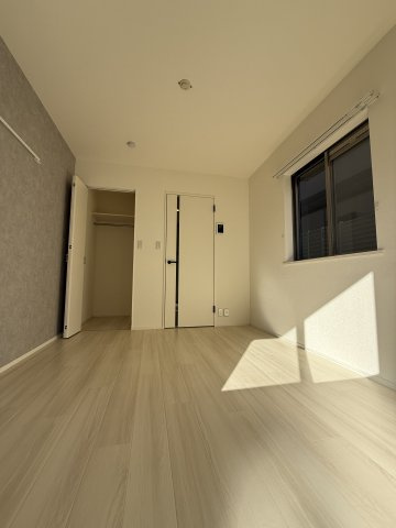 【洋室】 | メゾンスズエン | 同物件別部屋の参考写真