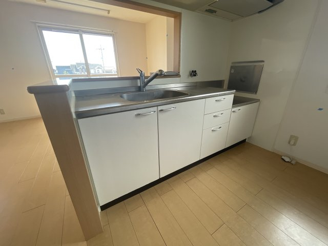 リバーハイム谷八木のキッチン