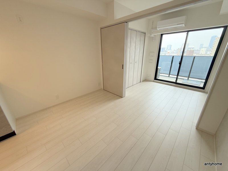 Alivis浪速東SoL TERRACE　仲介手数料無料の居間・リビング