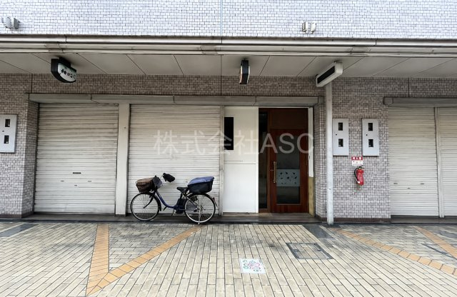 あべのマルシェ貸店舗のエントランス