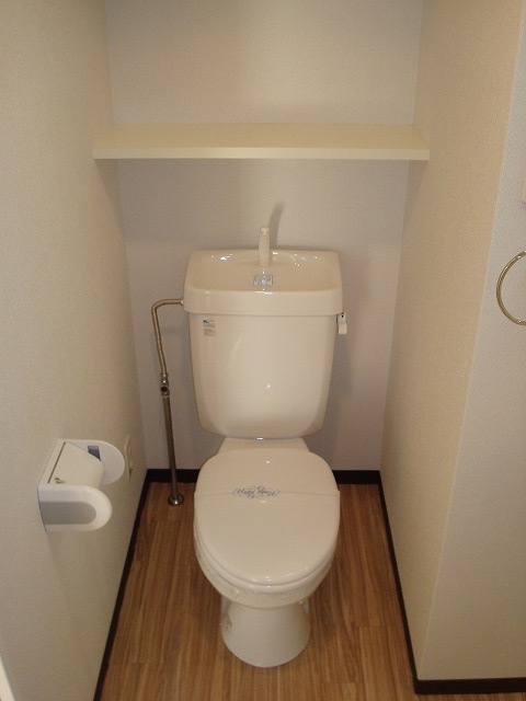 新品家具付きマンション警固30(KaGood福岡)のトイレ