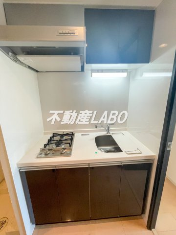 エステムコート阿波座プレミアムのキッチン