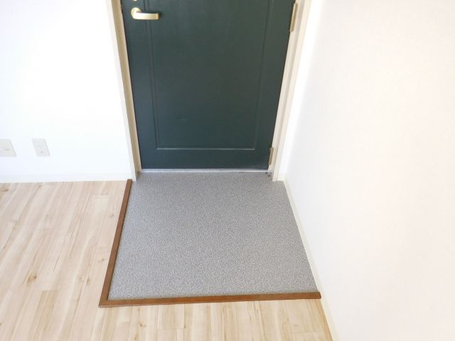 Dwell高槻の玄関