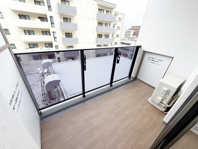 吹田市垂水町３丁目の賃貸マンションのバルコニー