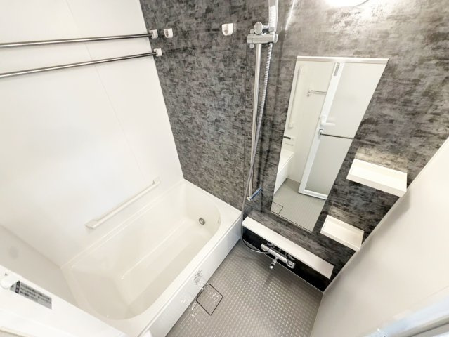 吹田市垂水町３丁目の賃貸マンションの浴室