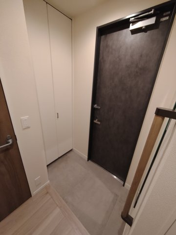 ルーチェ山王の玄関