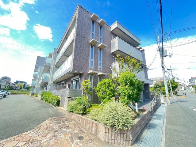 ドルチェ西五百住の外観