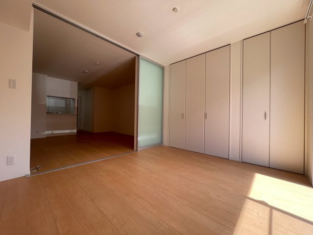 ドルチェ西五百住の洋室