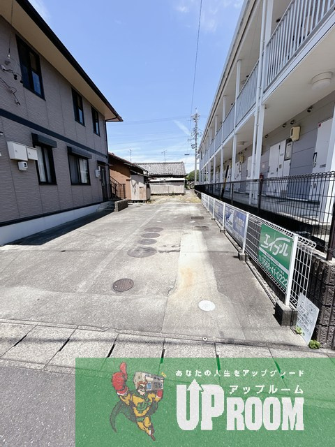 ブレス　長谷川の駐車場