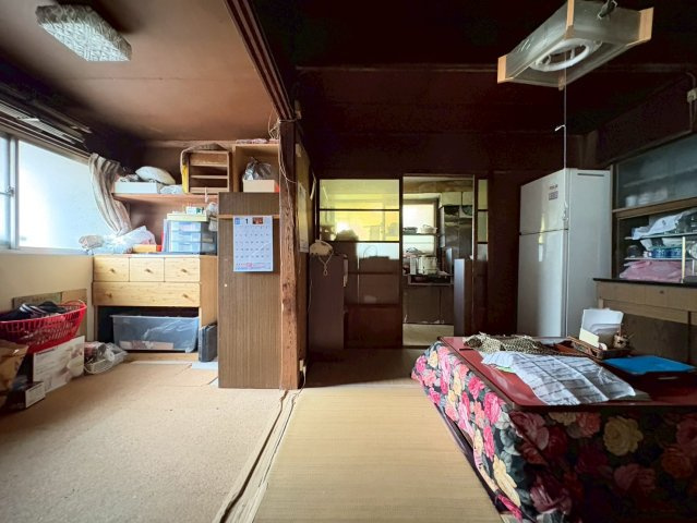 鹿沼市御成橋町　中古戸建の洋室