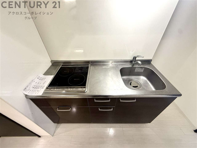 2口IHコンロで火を使わず、料理初心者の方にもおすすめです！