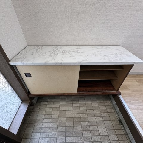室蘭市絵鞆町2丁目26-21戸建の収納