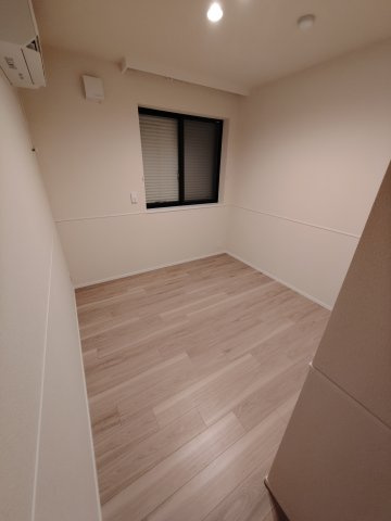 ルーチェ山王の洋室