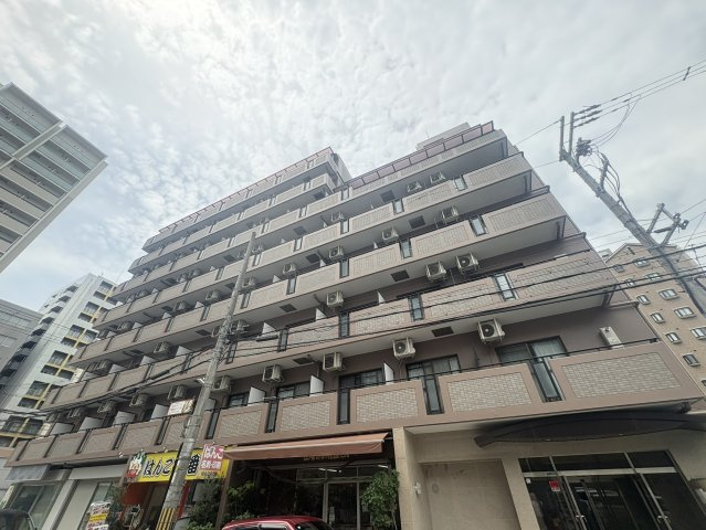 グランドステージ江坂の外観