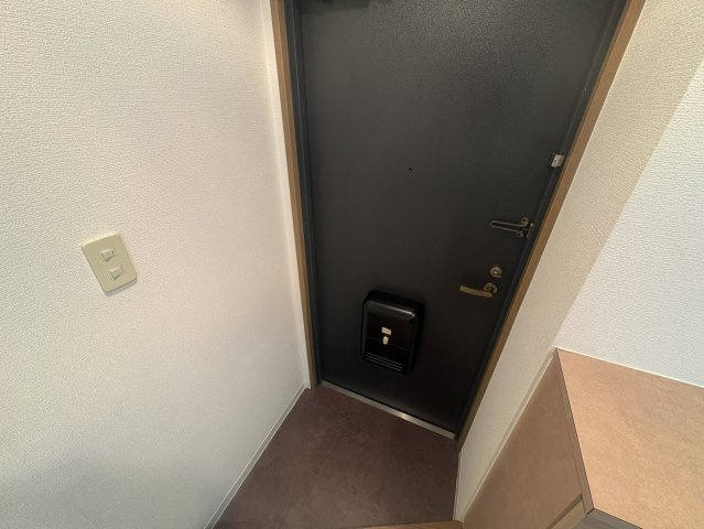 グランドステージ江坂の玄関