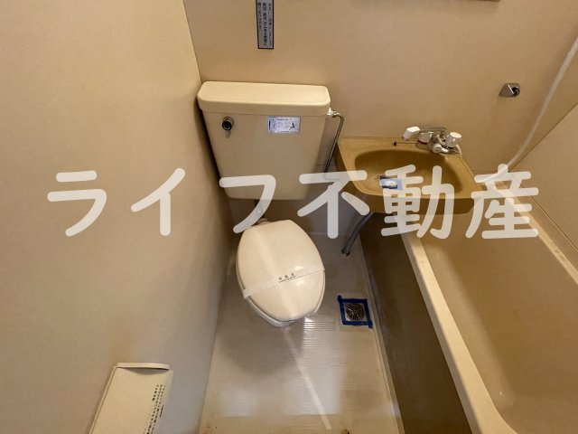 プレアール小若江のトイレ|ゆったりとした空間のトイレです