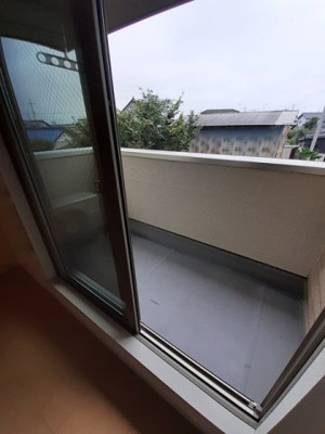 【バルコニー】 | サニー | 陽当たり良好なバルコニーです