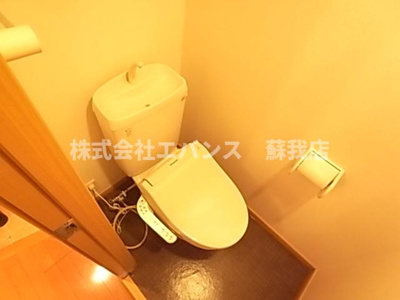 【トイレ】 | エスペランス | 清潔感のあるトイレです