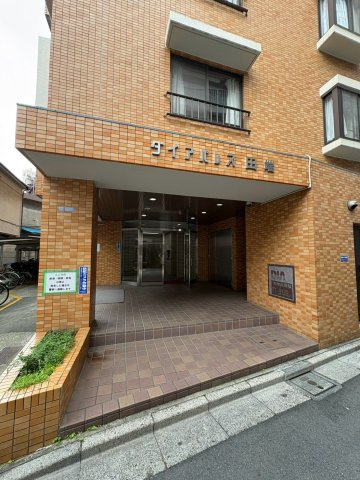 ダイアパレス田端のエントランス