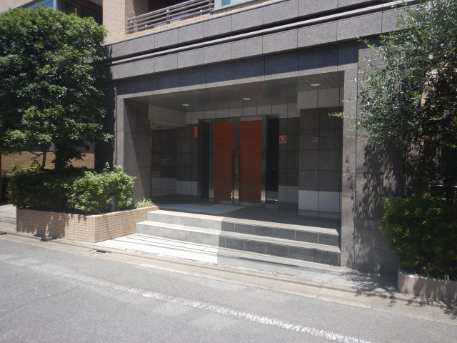 アルス目黒祐天寺のエントランス