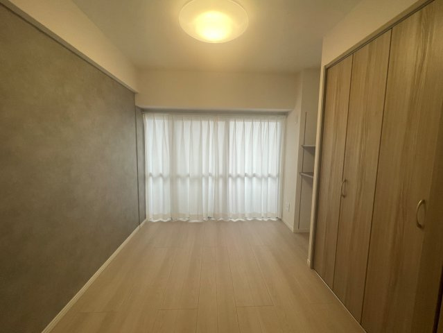 ライオンズマンション本郷の洋室|明るい洋室です