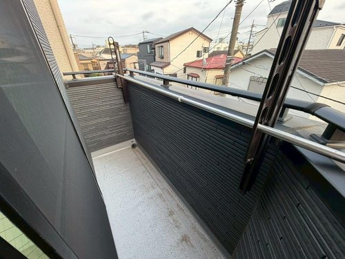 足立区関原二丁目戸建のバルコニー|広々としたバルコニーです