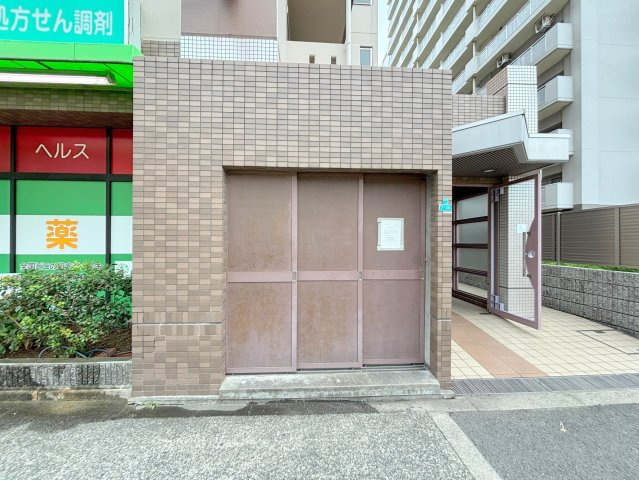 メゾン恒悦のエントランス