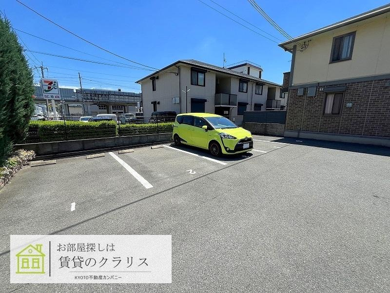 セジュールMARUTOの駐車場