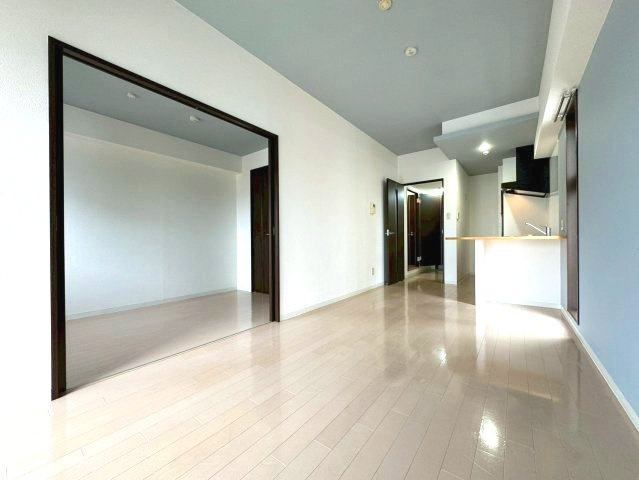 フォレシティ新栄　名古屋市賃貸　仲介手数料無料の居間・リビング