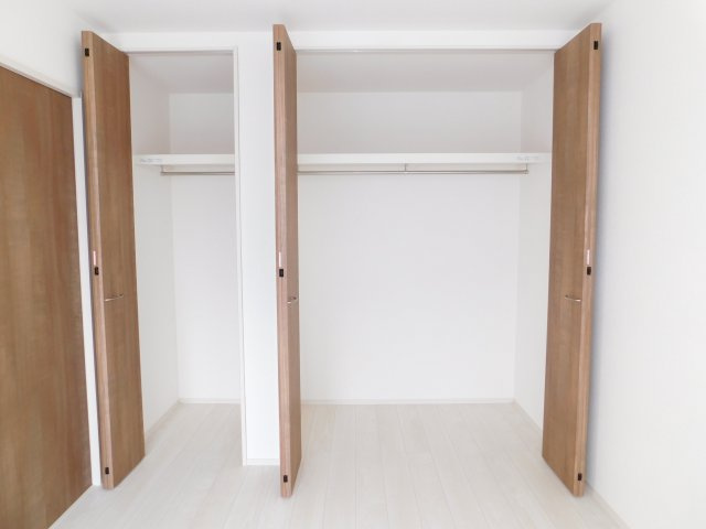 あま市新居屋久渕郷の新築一戸建の収納|◇クローゼット◇　　全居室に洋服や季節物などがスッキリと片付く収納完備！