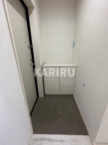 ラージヒル鶴見緑地の玄関