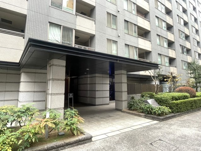 コスモ上野パークサイドシティの外観