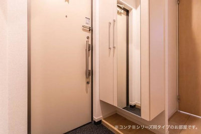 【玄関】 | ヒルサイドハウス