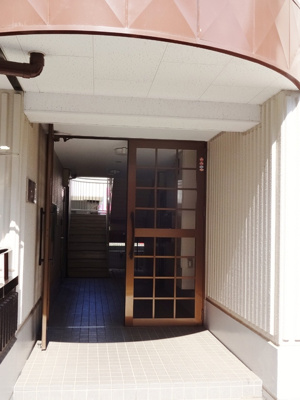 建物入り口！
