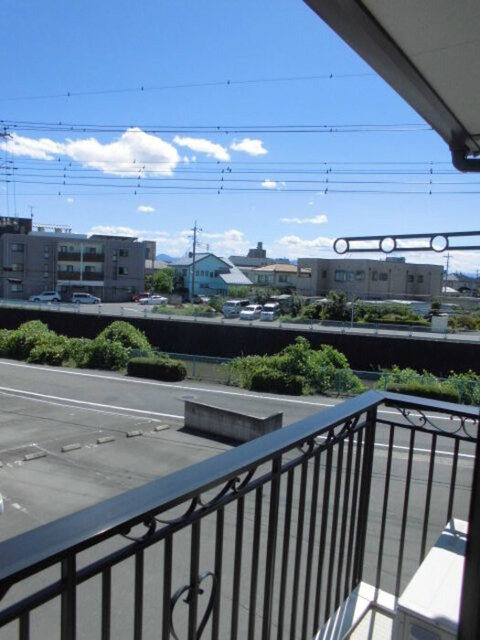 ルミエール大友　Ａ/Ｂ/Ｃ/Ｄのバルコニー