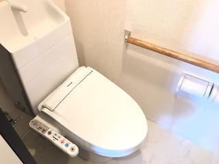 ラウレア OZのトイレ|シャワー付トイレ