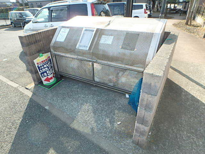 ごみ置き場