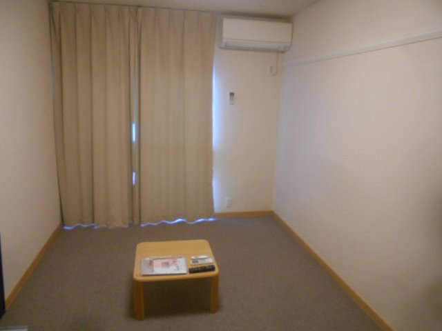 レオパレス浜木綿の居間・リビング|家具家電付き