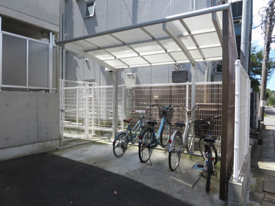 屋根付駐輪場