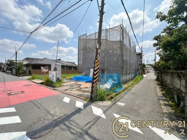 香芝市上中 ／新築一戸建の前面道路含む現地写真