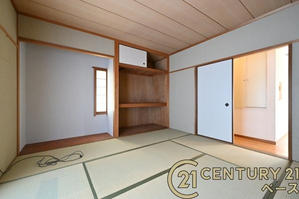 北葛城郡河合町久美ケ丘１丁目　一戸建の収納|■現地撮影写真■大容量の押入も完備！