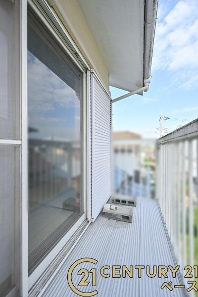 北葛城郡河合町久美ケ丘１丁目　一戸建のバルコニー|■現地撮影写真■陽当たりの良いバルコニー完備！