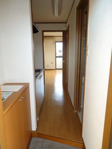 アネックスＦ　Ａの玄関