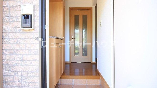 ノーブル　ウエストの玄関|落ち着いた玄関です