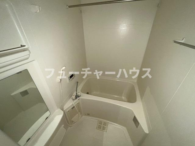 ルインズ・ヒル（ＲＵＩＮＳ・ＨＩＬＬ）の浴室