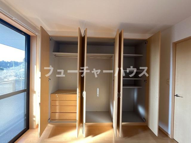 ルインズ・ヒル（ＲＵＩＮＳ・ＨＩＬＬ）の収納