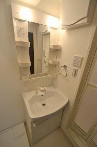 エイトバレー広島駅前通りの洗面所