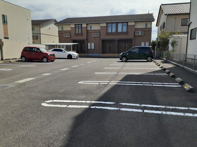 セレノⅠの駐車場