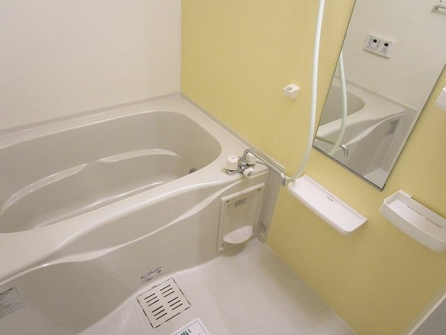 カリーノ　Ｅの浴室|コンパクトで使いやすいお風呂です