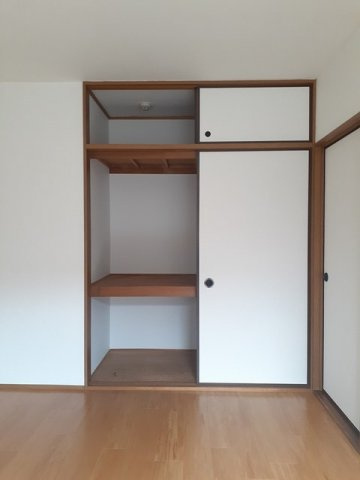 サンライズ芳川の収納